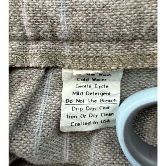 Vintage Wool A Line Plaid Gray Side Button USA Midi Skirt Size 13 - Picture 4 of 8